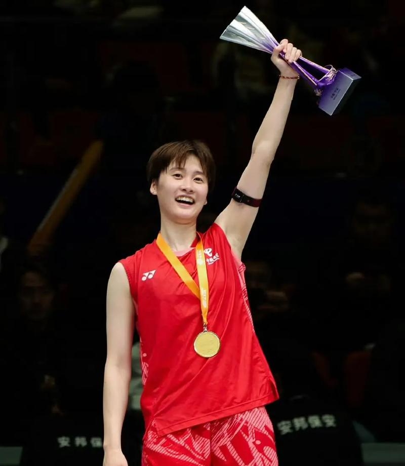 开云-中国队鏖战印尼队，陈雨菲统治全场